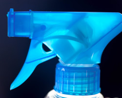 industrial cleaning spray for dyed cleaning products